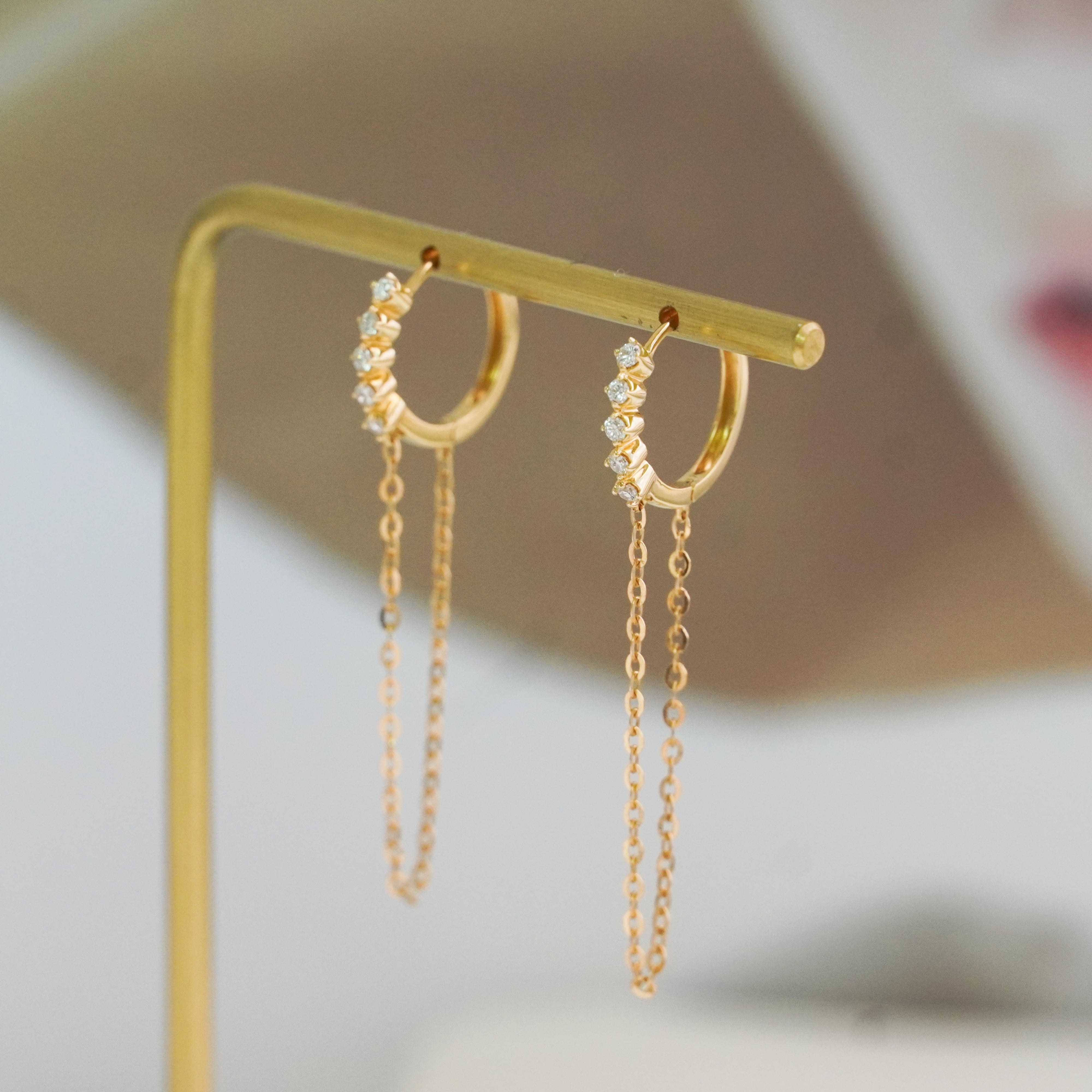 帶鏈鑽石耳環 Chained Diamond Drop Earrings